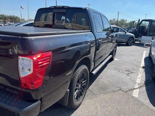 2019 Nissan Titan SV