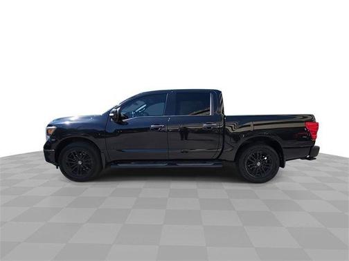 2019 Nissan Titan SV