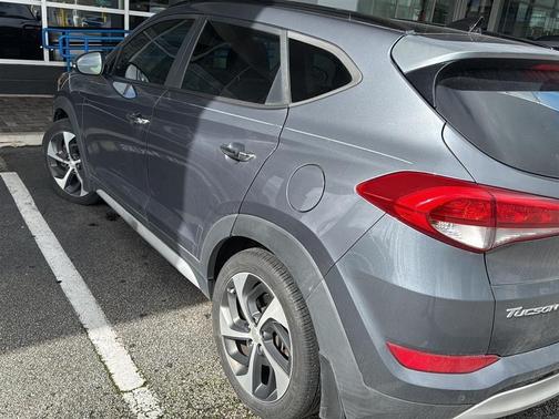 Coliseum Gray 2018 Hyundai TUCSON Limited
