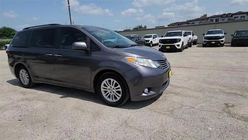 Predawn Gray Mica 2017 Toyota Sienna XLE Premium