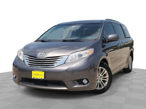 Predawn Gray Mica 2017 Toyota Sienna XLE Premium