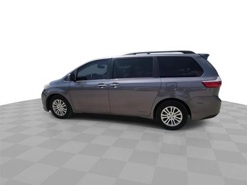 Predawn Gray Mica 2017 Toyota Sienna XLE Premium