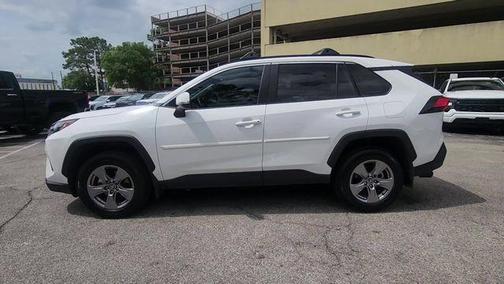 Ice 2025 Toyota RAV4 XLE