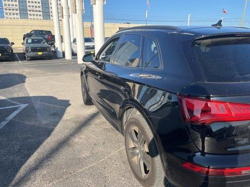 2019 Audi Q5 2.0T Premium Plus