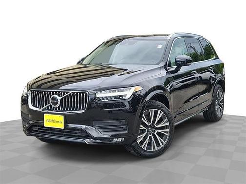 2021 Volvo XC90 T6 Momentum 7 Passenger