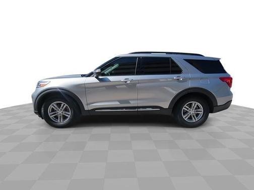 Silver Metallic 2020 Ford Explorer XLT