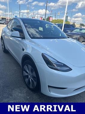 2024 Tesla Model Y Standard Range