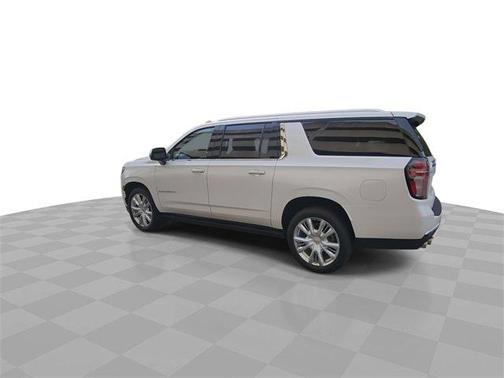 2021 Chevrolet Suburban High Country