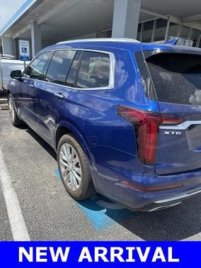 2023 Cadillac XT6 Premium Luxury FWD