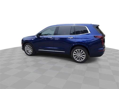 2023 Cadillac XT6 Premium Luxury FWD
