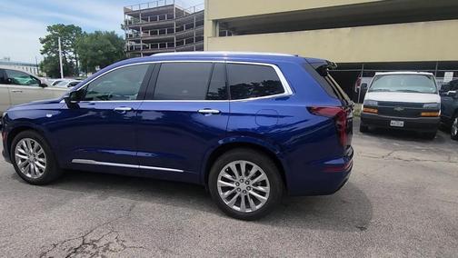 2023 Cadillac XT6 Premium Luxury FWD