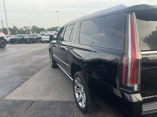 2016 Cadillac Escalade ESV Premium