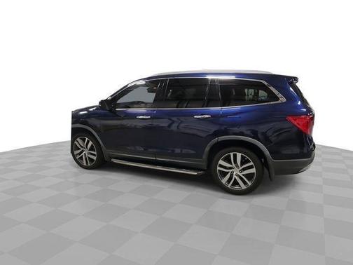 Steel Sapphire Metallic 2017 Honda Pilot Touring