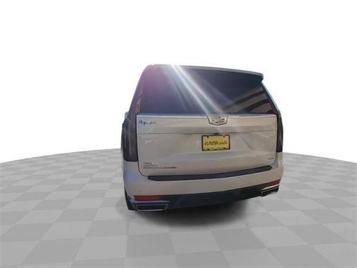 2023 Cadillac Escalade Luxury