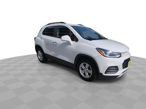 Summit White 2020 Chevrolet Trax LT