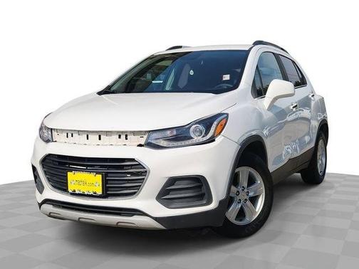 Summit White 2020 Chevrolet Trax LT