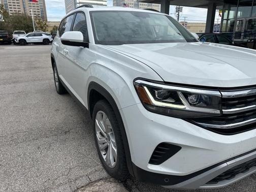 2023 Volkswagen Atlas 2.0T SE w/Technology