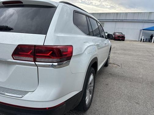 2023 Volkswagen Atlas 2.0T SE w/Technology