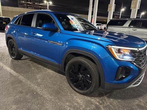 2024 Volkswagen Atlas Cross Sport 2.0T SE w/Technology