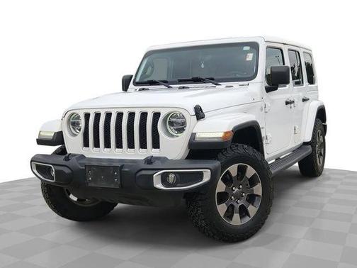 Bright White Clearcoat 2018 Jeep Wrangler Unlimited Sahara