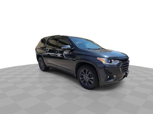 Graphite Metallic 2020 Chevrolet Traverse RS