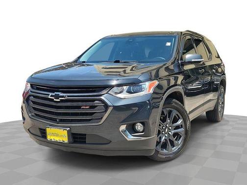 Graphite Metallic 2020 Chevrolet Traverse RS