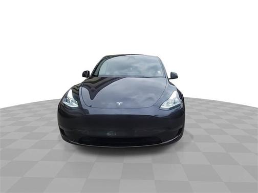 2025 Tesla Model Y Long Range