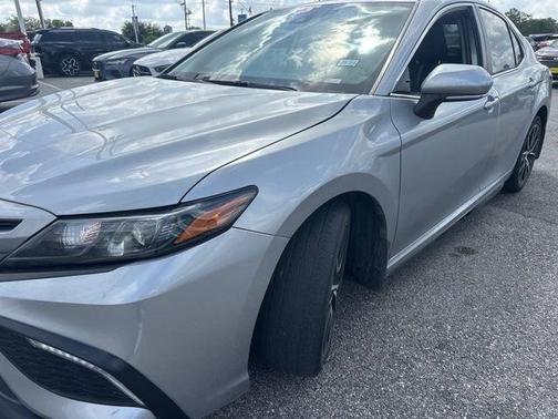 Silver 2023 Toyota Camry SE