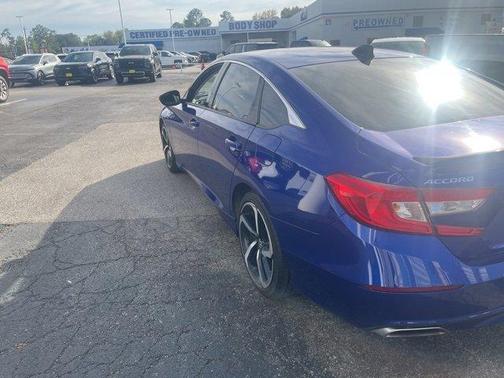 2022 Honda Accord Sport SE