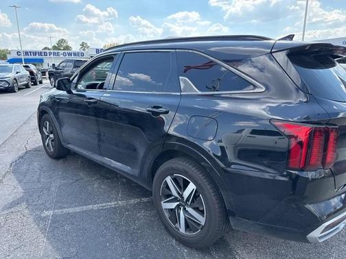2021 Kia Sorento S