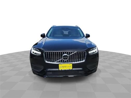 2021 Volvo XC90 T6 Momentum 6 Passenger