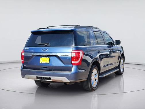 Blue 2020 Ford Expedition XLT