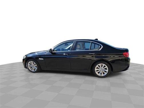 2016 BMW 528 i