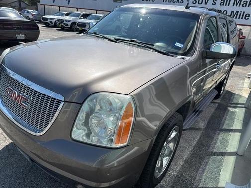 2013 GMC Yukon XL 1500 SLE