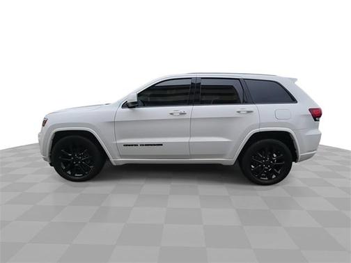 2017 Jeep Grand Cherokee Altitude