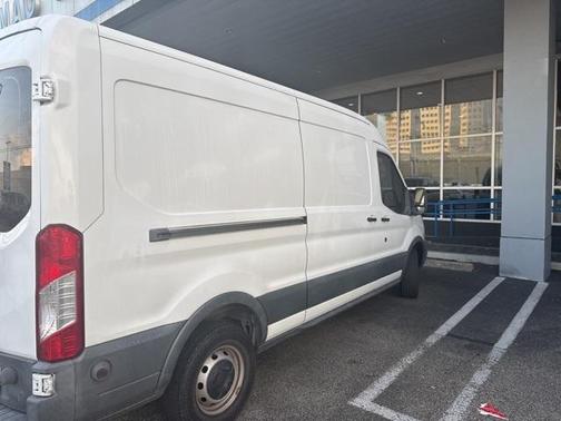 2017 Ford Transit-250 148 WB Medium Roof Cargo