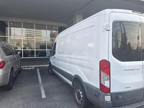 2017 Ford Transit-250 148 WB Medium Roof Cargo