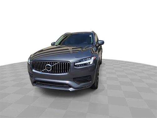 2020 Volvo XC90 T6 Momentum 7 Passenger