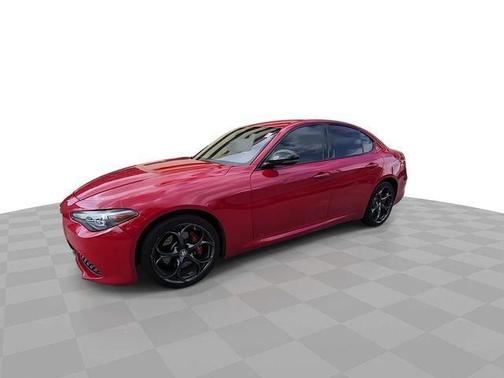 Rosso 2020 Alfa Romeo Giulia Ti