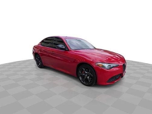 Rosso 2020 Alfa Romeo Giulia Ti