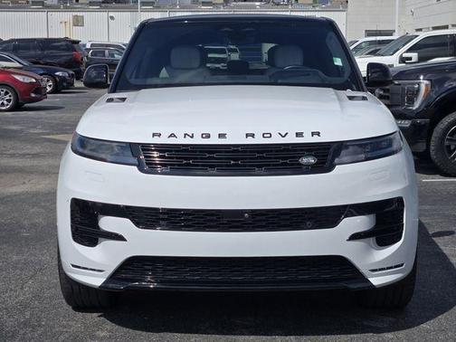 Fuji White 2025 Land Rover Range Rover Sport P400 Dynamic SE