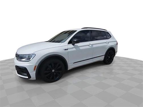 2020 Volkswagen Tiguan 2.0T SE R-Line Black