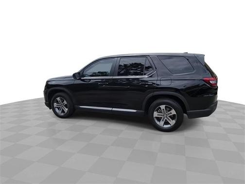 2023 Honda Pilot EX-L 7-Passenger