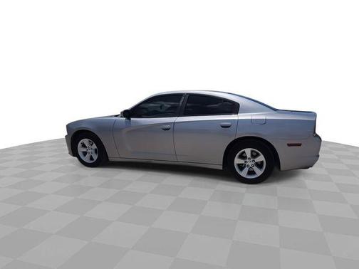 Billet Silver Metallic Clearcoat 2014 Dodge Charger SE
