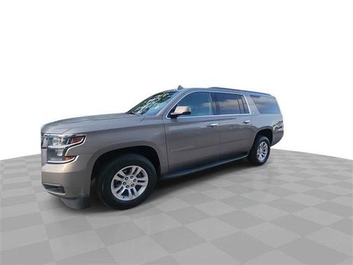 2017 Chevrolet Suburban LT