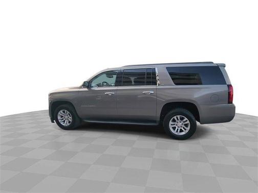 2017 Chevrolet Suburban LT