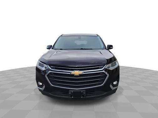 Black Cherry Metallic 2021 Chevrolet Traverse LT Leather