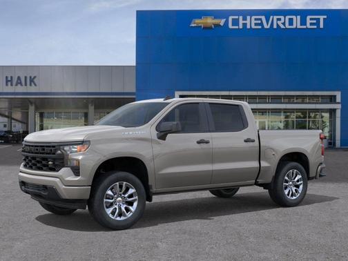 White Sand 2026 Chevrolet Silverado 1500 Custom