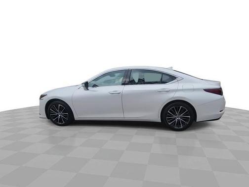 White Pearl 2024 Lexus ES 350 350