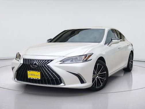 White 2024 Lexus ES 350